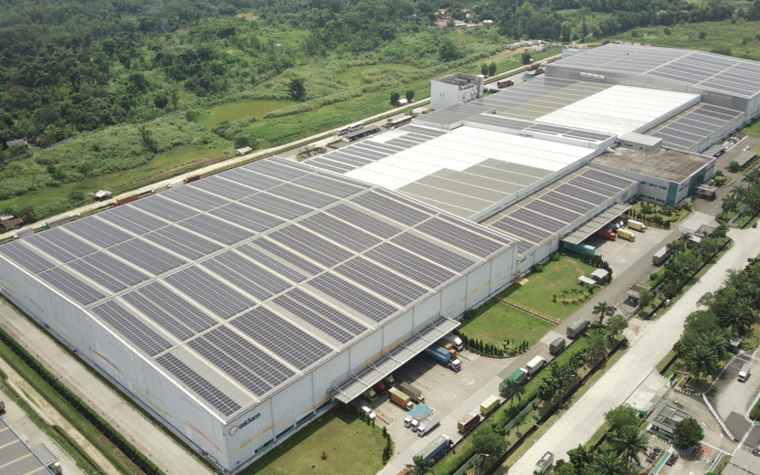 Opini | Solar Panel Market Challenges in Indonesia’s Energy Transition (Insights from PT Pesta Pora Abadi’s Solar Initiative)