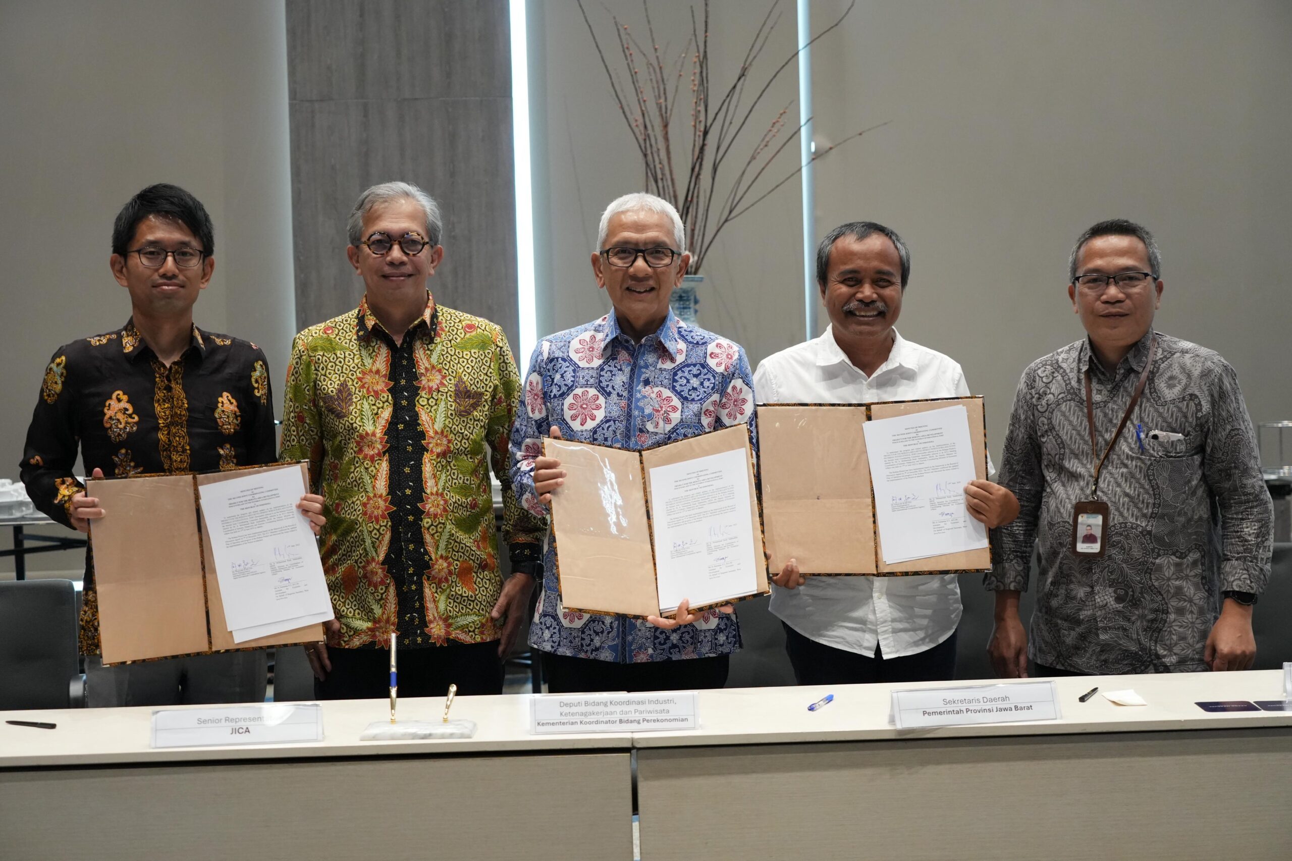 JCC Jica Penandantangan Minutes of Meeting (MoM) pada Joint Coordinating Committee Project JICA, Selasa (17/06)