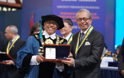 Apresiasi Pembangunan Rebana, Kepala BP Rebana diganjar Penghargaan dari ITB